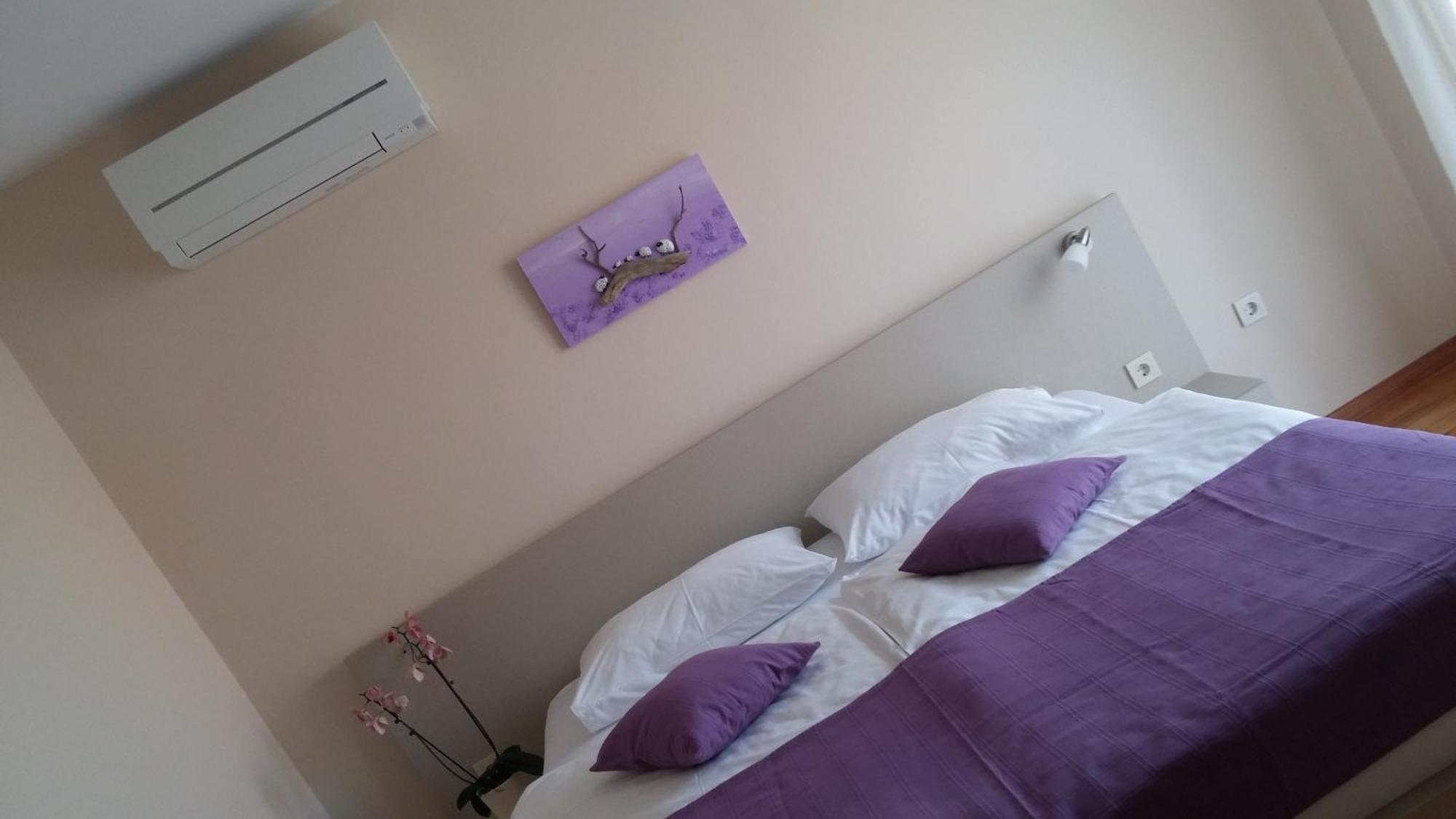 Rooms Vukusic 拉布 客房 照片