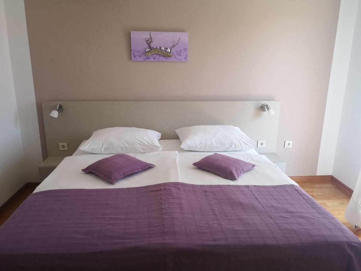 Rooms Vukusic 拉布 外观 照片